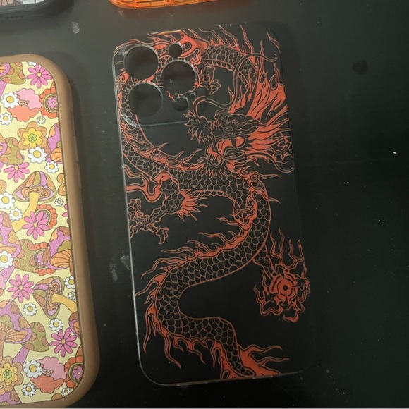 Set of 8 iPhone 13 cases - Picture 6 of 8